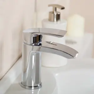 Tyrell Polished Chrome Deck-mounted Basin Mono Mixer Tap