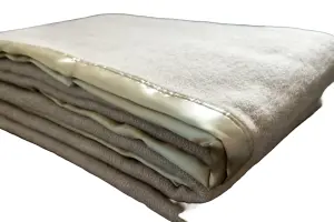 Just So Home Traditional 100% Pure Wool Solid Weave Blanket with Satin Ribbon Trim (Camel, Single)