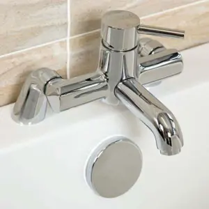 Toledo Polished Chrome Deck-mounted Bath Filler Tap