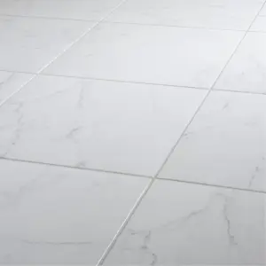 Colours Elegance White Gloss Marble effect Ceramic Indoor Wall & floor Tile, Pack of 7, (L)450mm (W)450mm