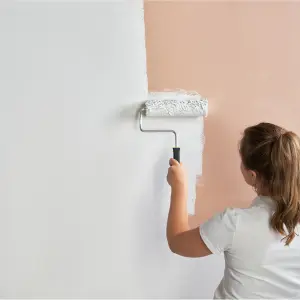 Valspar Trade Pure Brilliant White Matt Bare plaster paint, 10L