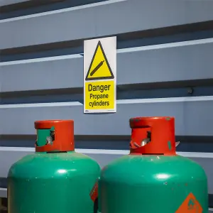 Sealey Warning Safety Sign Danger Propane Cylinders Rigid Plastic x10 SS62P10