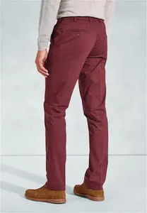 Men's Tailored Fit Ben Wine Non-Iron Cotton Stretch Chinos | Brook Taverner