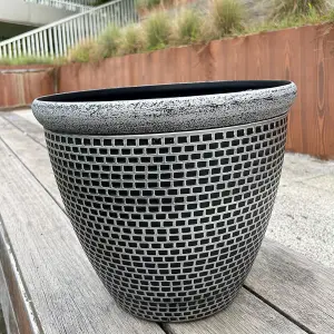 Silver Cromarty Plant Pot Large 36cm Plastic Round Flower Garden Patio Planter