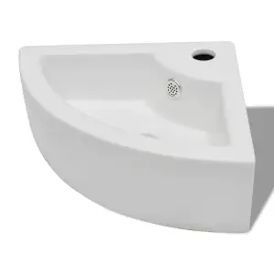 Berkfield Wash Basin with Overflow 45x32x12.5 cm White