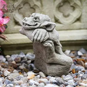 Peeping Gremlin Stone Statue Outdoor Garden Gargoyle Ornament Gothic Grotesque