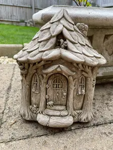 Fairy House Stone Hanging Plaque Outdoor British Made Garden Ornament