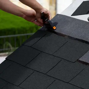 18Pcs Black Tab Asphalt Shingles Bitumen Roof Tiles Covering 2.61sqm