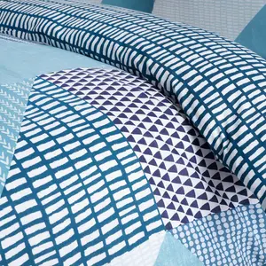 Larsson Geo Duvet Cover Set Teal / Kingsize - 2 Standard Pillowcases