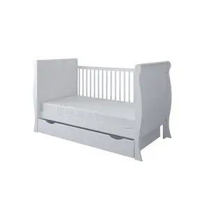 Valerton Cot Bed White / No