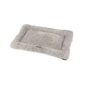 Cosy Polyester Pet Bed Large (18-32kg)