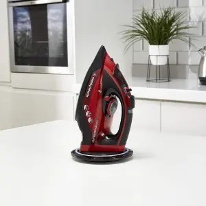 Morphy Richards 303250 easyCHARGE, Cord-Free Steam Iron, 2400 W - Red/Black