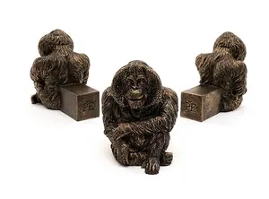 Orangutan Plant Pot Feet - Set of 3 - L10.2 x W7 x H9 cm