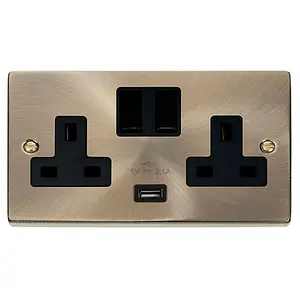 Antique Brass 2 Gang 13A 1 USB Twin Double Switched Plug Socket - Black Trim - SE Home