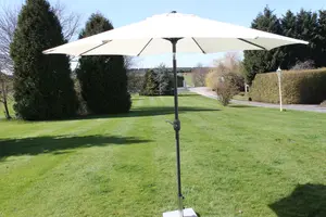 2.7M Wide Garden Parasol Umbrella With Tilt and Crank (Cream)