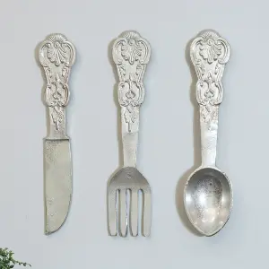 Melody Maison Giant Decorative Wall-Mounted Cutlery Set