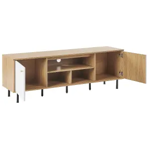 Beliani Traditional TV Stand White PALMER