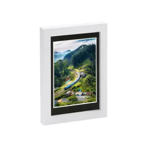 Nicola Spring Photo Frame with 4" x 6" Mount - 5" x 7" -  Black Mount