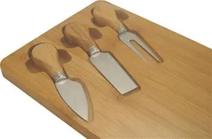 Bamboo Cheese Board With 3 Cheese Knives - Brown