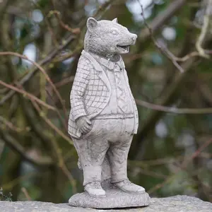 Set 4 Wind in the Willows Stone Statues Outdoor Garden Ornament Badger Toad Ratty Mole British Made Sculpture