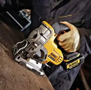 DeWalt 18V Cordless Jigsaw (Bare Tool) - DCS331N