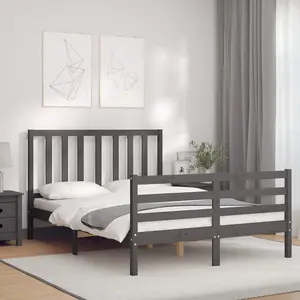 Berkfield Bed Frame with Headboard Grey 140x190 cm Solid Wood