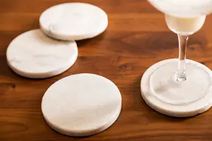 Maison by Premier Marmore Set Of Four White Marble Round Coasters