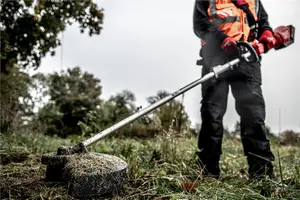 Milwaukee M18 Quik-Lok Brushless FUEL Line Trimmer Cordless Grass Strimmer