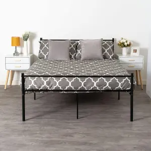 Double Metal Bed Frame With Pocket Sprung Mattress