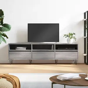 Berkfield TV Cabinet Grey Sonoma 150x30x44.5 cm Engineered Wood