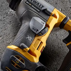 DeWalt 18V 2 x 5 Li-ion Brushless Cordless SDS+ drill DCH172P2-GB