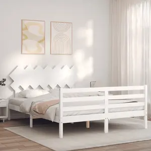 Berkfield Bed Frame with Headboard White King Size Solid Wood