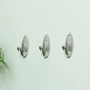 Melody Maison Set of 3 Silver Metal Swan Wall Hooks