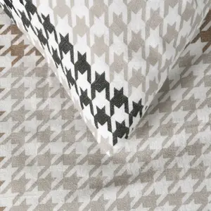 Cotton Houndstooth Duvet Cover with Pillowcases Natural / Super King - 2 Standard Pillowcases