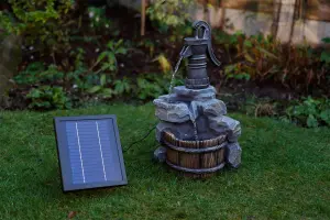 Gardenwize Garden Outdoor Hand Pump Well Solar Water Feature With Battery Back Up