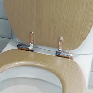 Soft Close Wooden Toilet Seats - Light Oak - 2pc