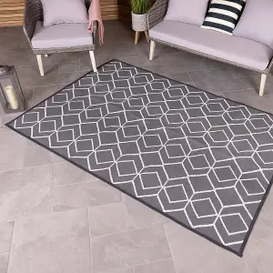 Grey Diamond Lightweight Weatherproof Outdoor Rug 160x230cm