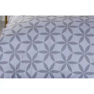 Belledorm Georgia Geometric Duvet Cover Set Cloudy/White (Superking)