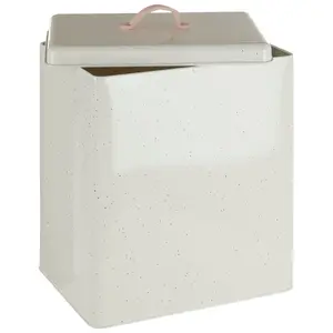 Maison by Premier Sweet Heart Bread Bin