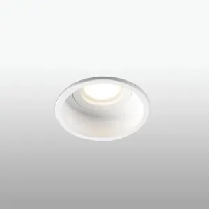 Luminosa Hyde White round Recessed Downlight IP44, GU10