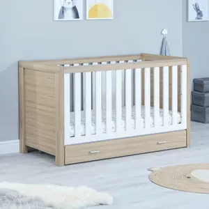 Luno Cot Bed White Oak / Yes