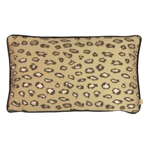 Kai Faline Jacquard Rectangular Piped Polyester Filled Cushion