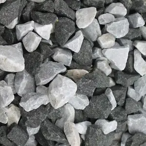 Charles Watson Black Ice Chippings 14 - 20mm Approx. 20kg Large Polybag