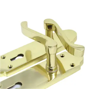 Epsom Door Handle Lock Victorian Scroll Lever - Brass Pack