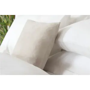 Belledorm Faux Suede Filled Cushion Linen (One Size)