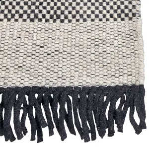 Wool Area Rug 160 x 230 cm Beige and Black YAZLIK