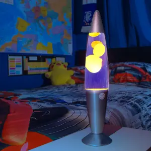 Global Gizmos Purple & Yellow Retro Lava Lamp