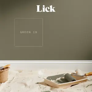 Lick Green 19 Eggshell Emulsion paint, 2.5L