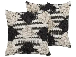 Set of 2 Cushions BHUSAWAL Cotton 50 x 50 cm Geometric Tufted Black