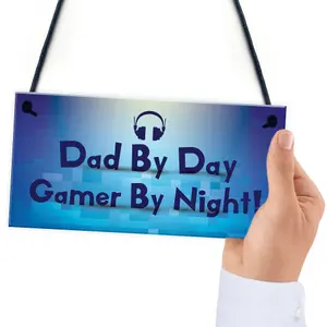 Novelty Gamer Gift For Dad Neon Effect Gaming Hanging Man Cave Sign